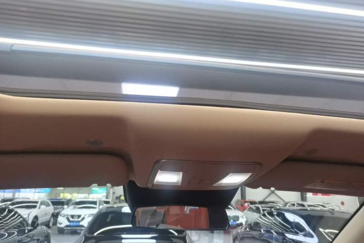 Used Landian E5 PLUS 2026 Model Standard-Range All-Wheel-Drive Performance Version Ultra Headliner