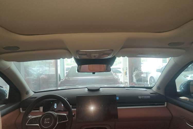 Used Landian E5 PLUS 2026 Model 165km Long-Range First-Adoption Version Ultra 7-seater Headliner