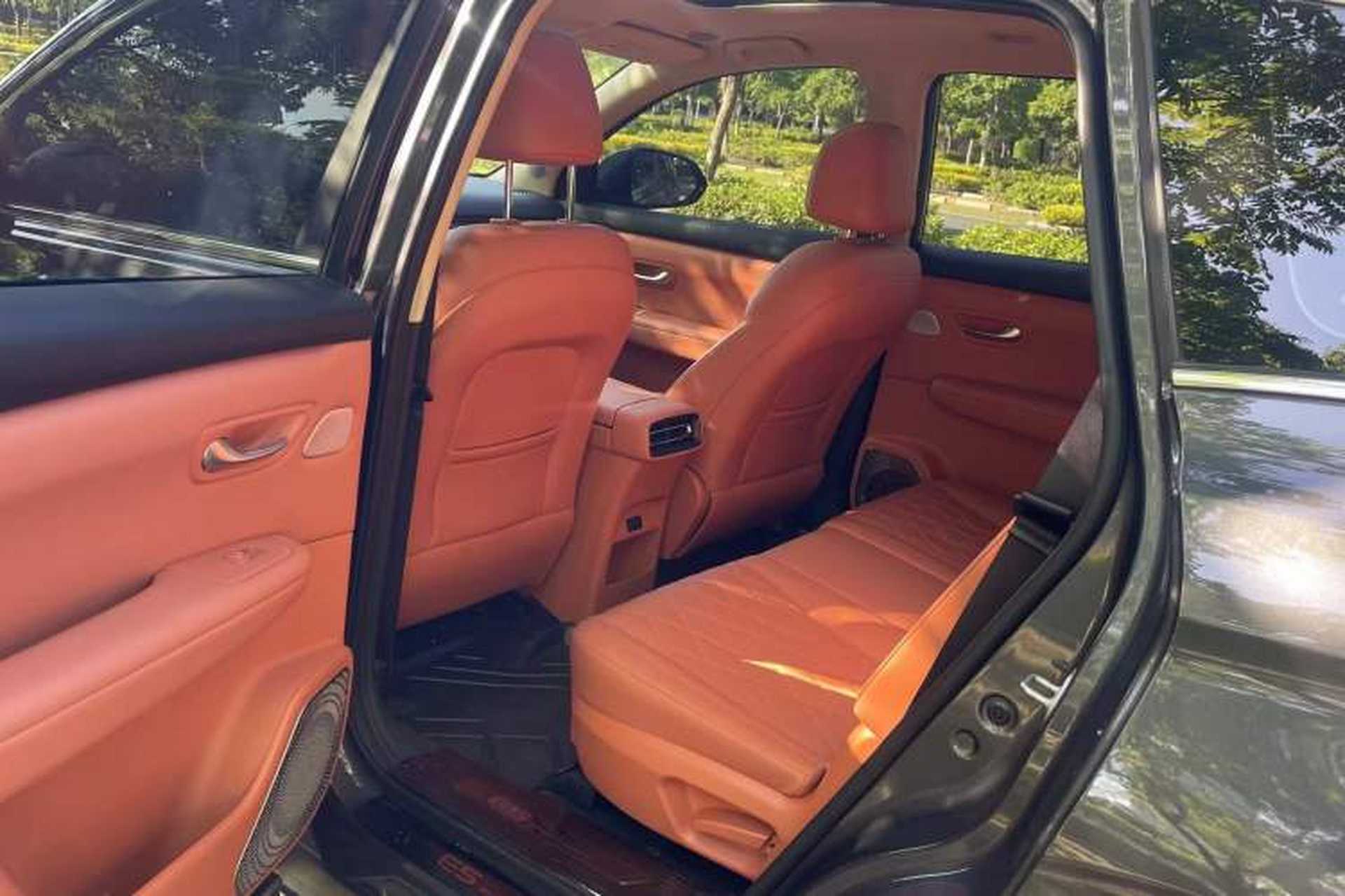 Used Landian E5 PLUS 2026 Model 165km Long-Range First-Adoption Version Ultra 7-seater Interior 2
