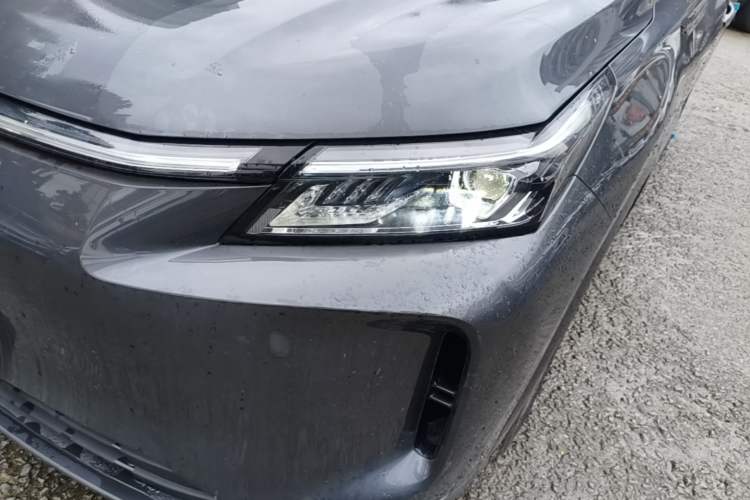 Used Landian E5 PLUS 2026 Model, 165km Long-Range First-Adoption Edition Max, 7-seater Left Front Headlight