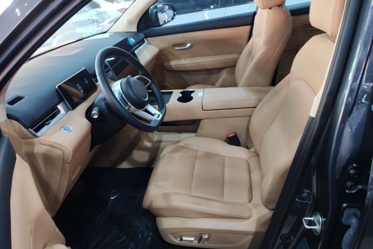 Used Landian E5 PLUS 2026 Model, 165km Long-Range First-Adoption Edition, 7-seater Left Front Seat
