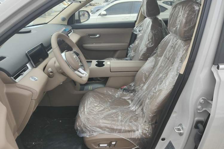 Used Landian E5 PLUS 2026 Model 230km Ultra-Long-Range Version Ultra 7-seater Left Front Seat