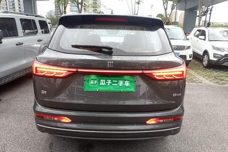 Used Landian E5 PLUS 2026 Model 165km Long-Range First-Adoption Version Ultra 7-seater Rear