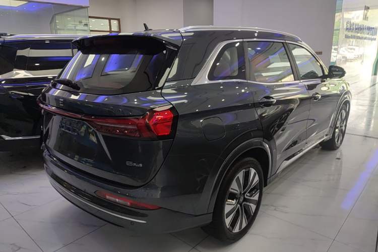 Used Landian E5 PLUS 2026 Model 165km Long-Range First-Adoption Version Ultra 7-seater Rear Right 45 Deg
