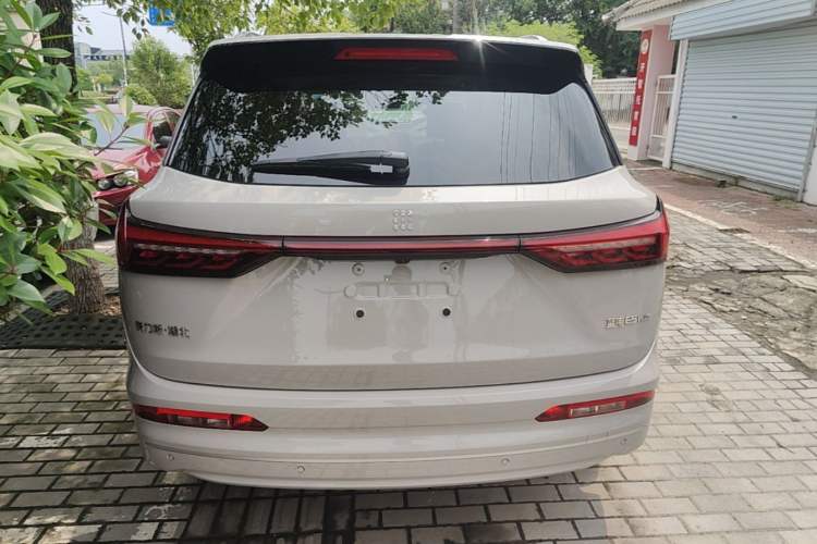 Used Landian E5 PLUS 2026 Model 230km Ultra-Long-Range Version Ultra 5-seater Rear