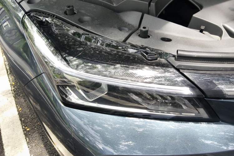 Used Landian E5 PLUS 2026 Model 230km Ultra-Long-Range Version Ultra 7-seater Right Front Headlight