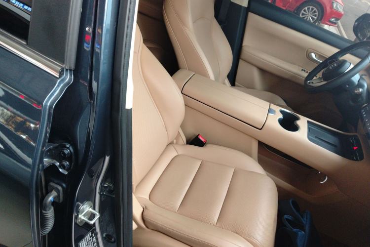 Used Landian E5 PLUS 2026 Model, 165km Long-Range First-Adoption Edition, 7-seater Right Front Seat