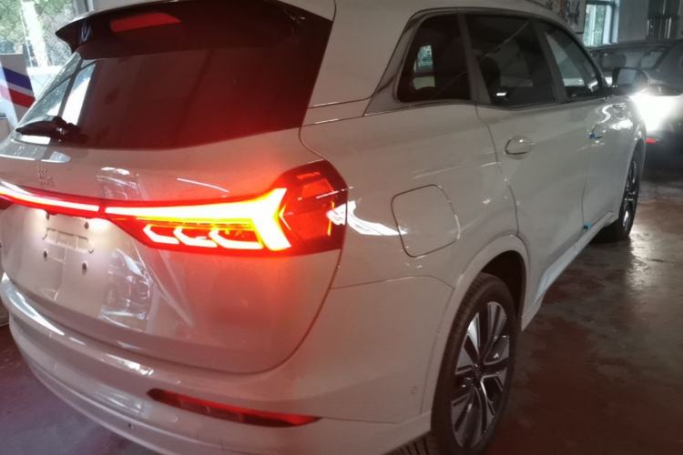 Used Landian E5 PLUS 2026 Model 230km Ultra-Long-Range Version Ultra 5-seater Right Rear Taillight