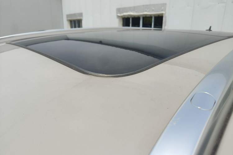 Used Landian E5 PLUS 2026 Model 230km Ultra-Long-Range Version Ultra 5-seater Roof