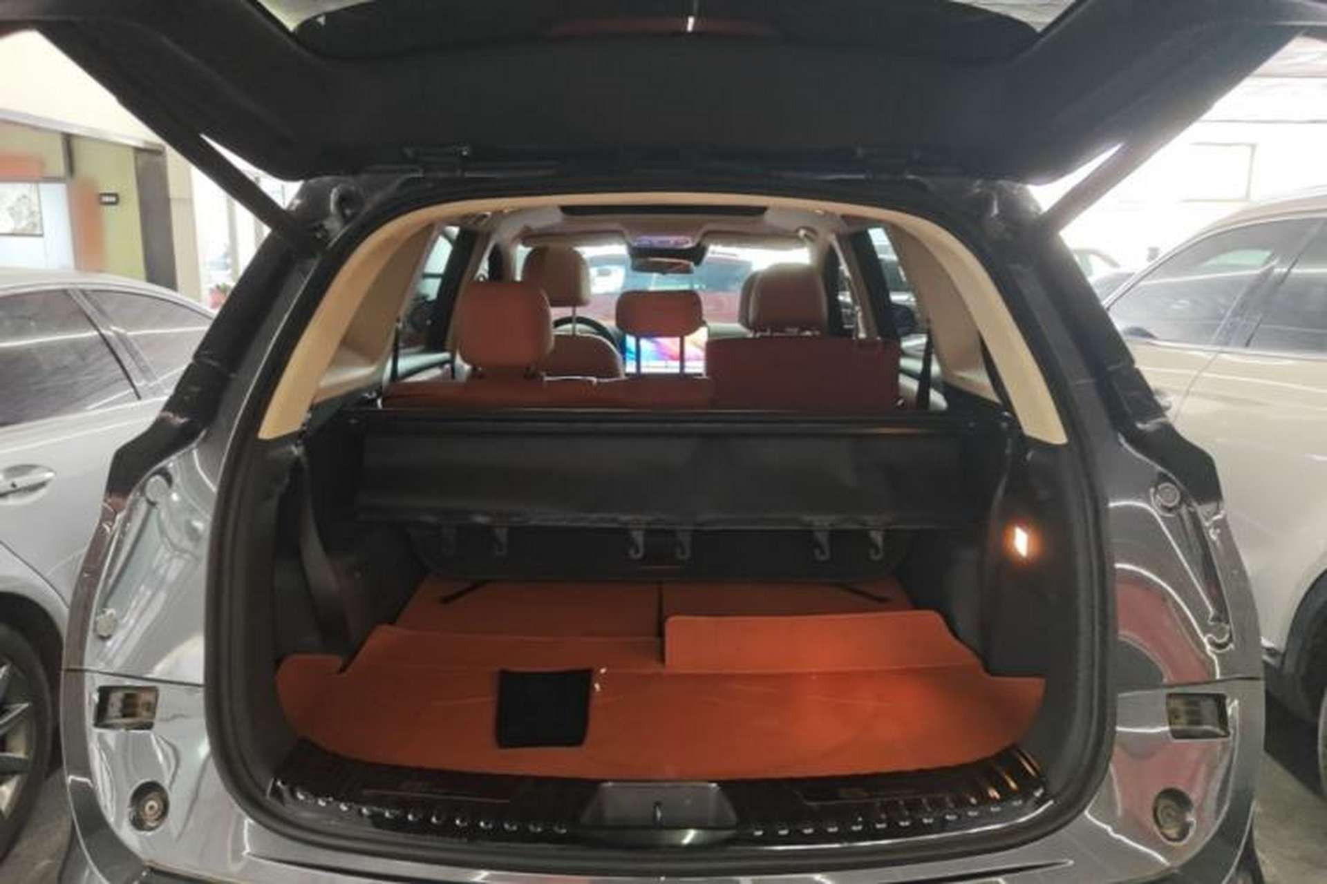 Used Landian E5 PLUS 2026 Model 165km Long-Range First-Adoption Version Ultra 7-seater Trunk