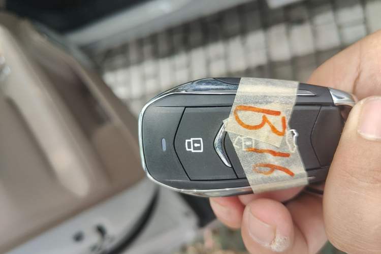 Used Landian E5 PLUS 2026 Model 230km Ultra-Long-Range Version Ultra 5-seater Vehicle Key