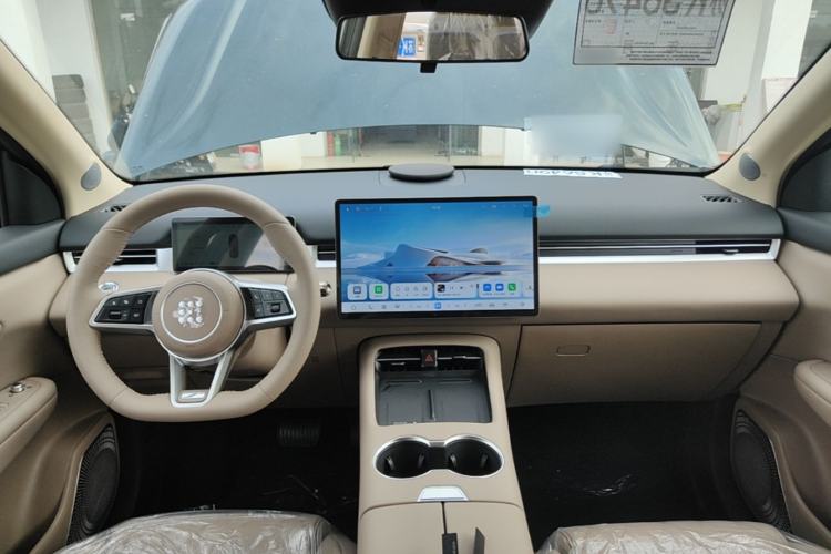 Used Landian E5 PLUS 2026 Model 230km Ultra-Long-Range Version Ultra 7-seater Center Console