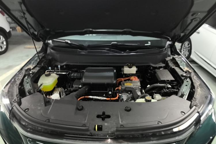 Used Landian E5 PLUS 2026 Model, 165km Long-Range First-Adoption Edition Max, 7-seater Engine Bay