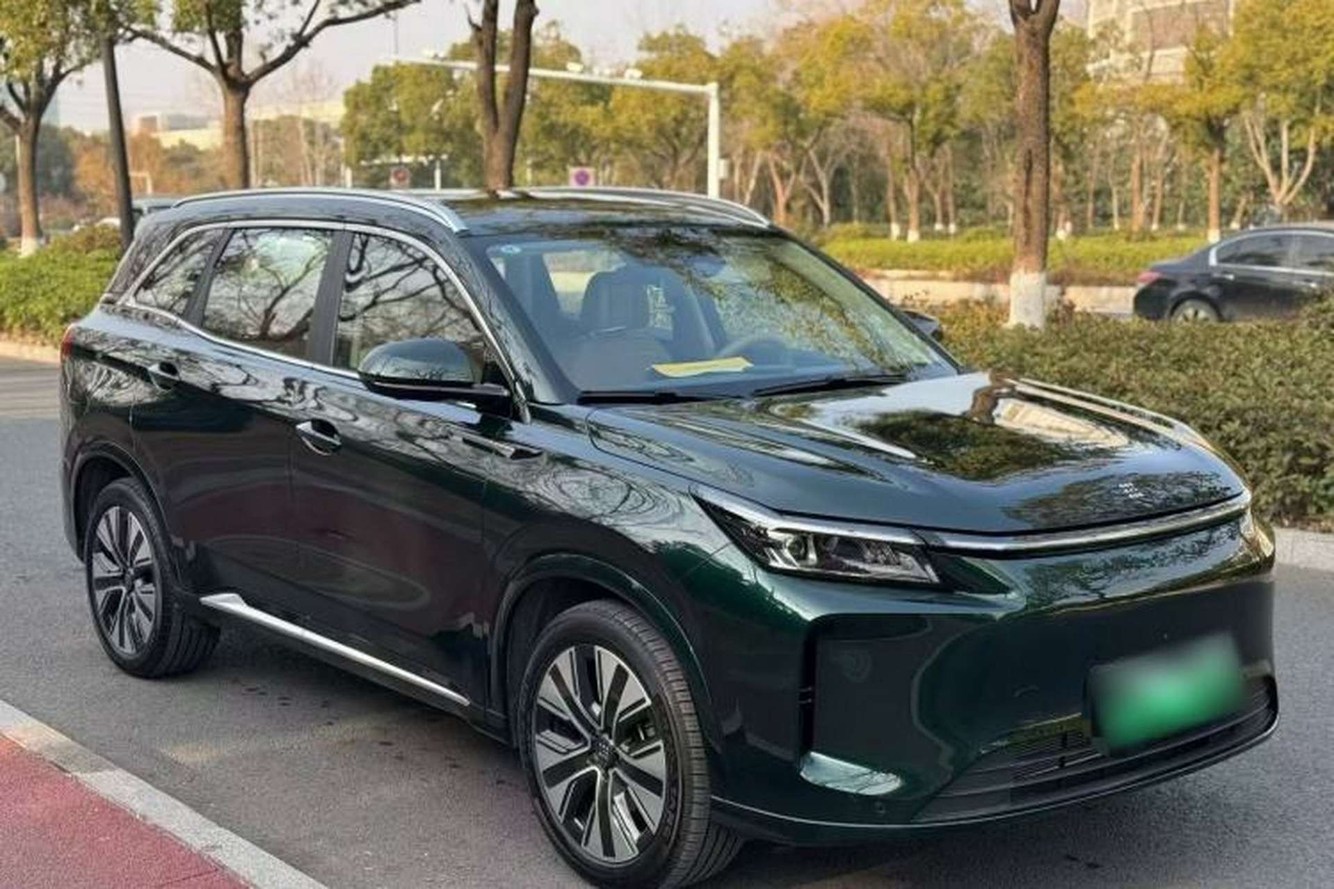 Used Landian E5 PLUS 2026 Model 165km Long-Range First-Adoption Version Ultra 7-seater Exterior 5