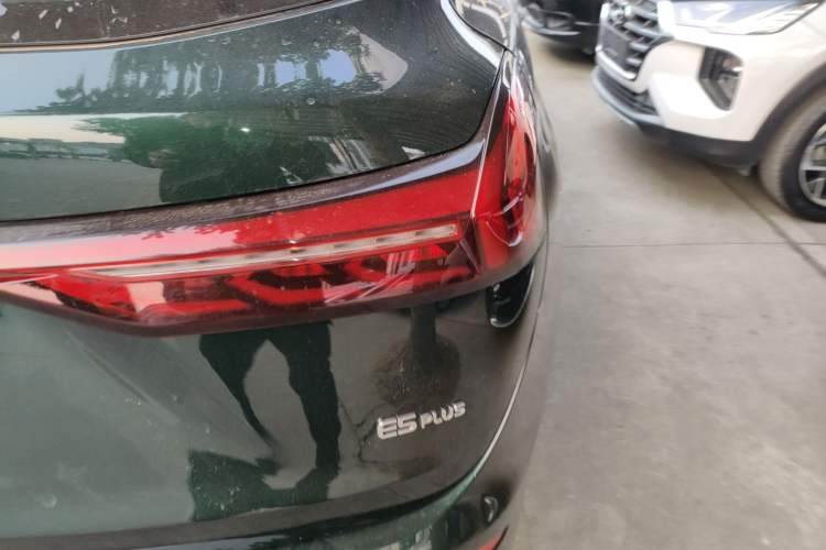Used Landian E5 PLUS 2026 Model 165km Long-Range First-Adoption Version Ultra 7-seater Exterior 6