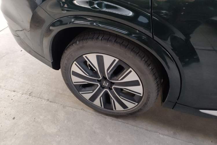 Used Landian E5 PLUS 2026 Model 165km Long-Range First-Adoption Version Ultra 7-seater Exterior 8