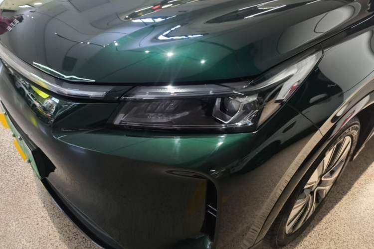 Used Landian E5 PLUS 2026 Model 165km Long-Range First-Adoption Version Ultra 7-seater Left Front Headlight