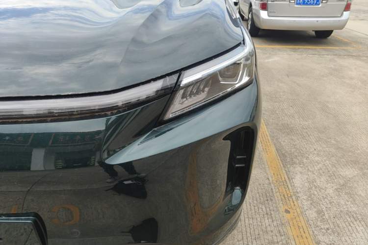 Used Landian E5 PLUS 2026 Model 230km Ultra-Long-Range Version Ultra 7-seater Left Front Headlight