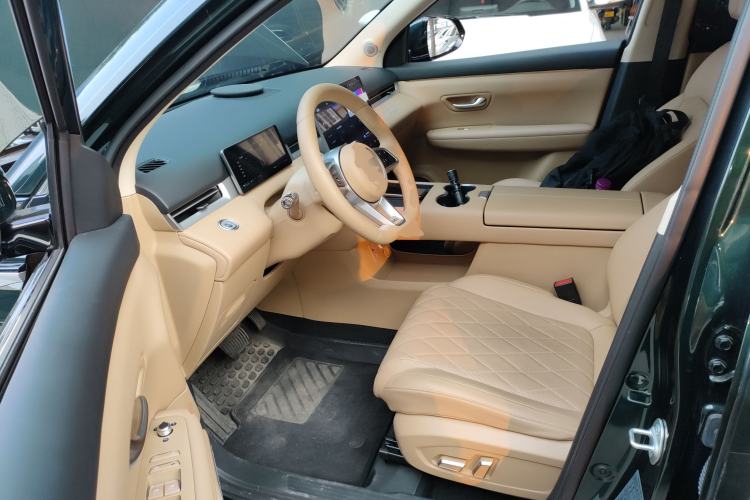 Used Landian E5 PLUS 2026 Model 165km Long-Range First-Adoption Version Ultra 7-seater Left Front Seat