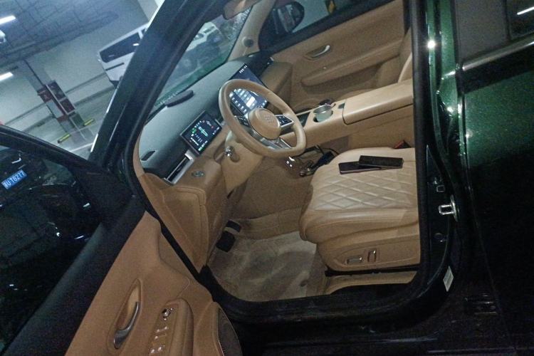 Used Landian E5 PLUS 2026 Model 165km Long-Range First-Adoption Version Ultra 7-seater Left Front Seat