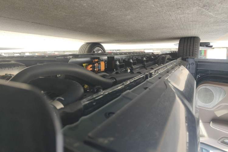 Used Landian E5 PLUS 2026 Model 230km Ultra-Long-Range Version Ultra 7-seater Left Side Sill