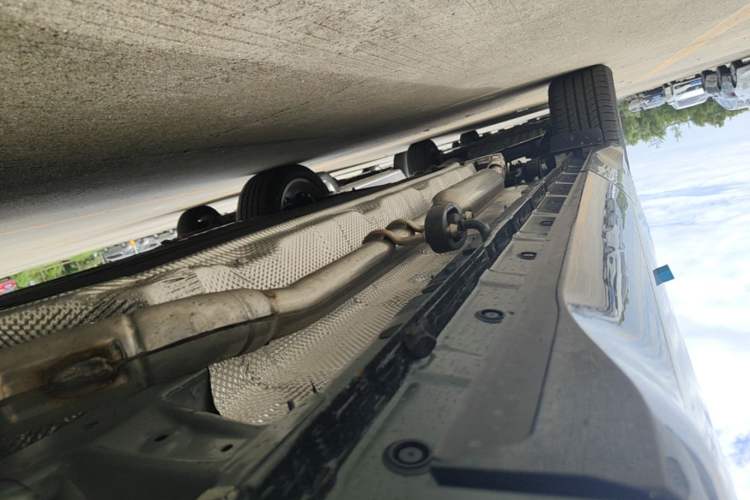 Used Landian E5 PLUS 2026 Model 230km Ultra-Long-Range Version Ultra 7-seater Right Side Sill