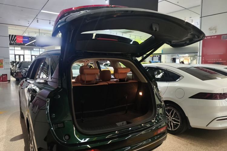 Used Landian E5 PLUS 2026 Model 165km Long-Range First-Adoption Version Ultra 7-seater Trunk