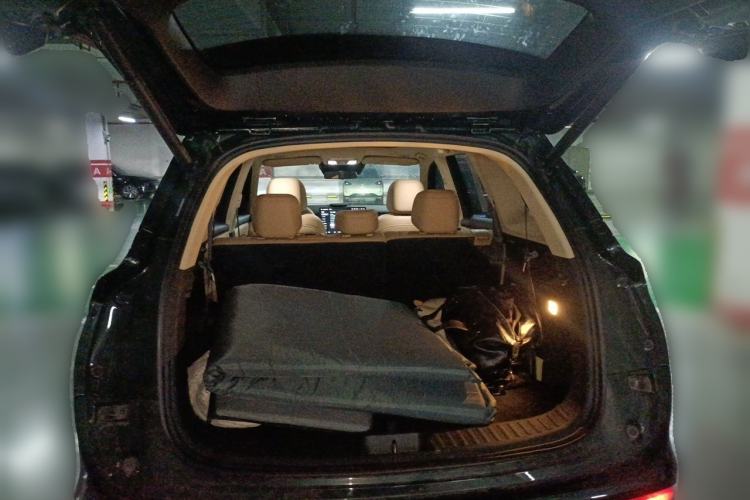 Used Landian E5 PLUS 2026 Model 165km Long-Range First-Adoption Version Ultra 7-seater Trunk