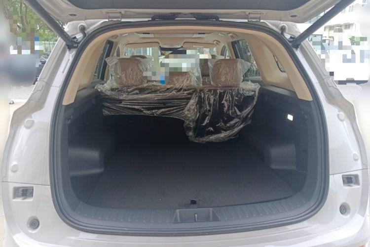 Used Landian E5 PLUS 2026 Model Standard-Range All-Wheel-Drive Performance Version Ultra Trunk