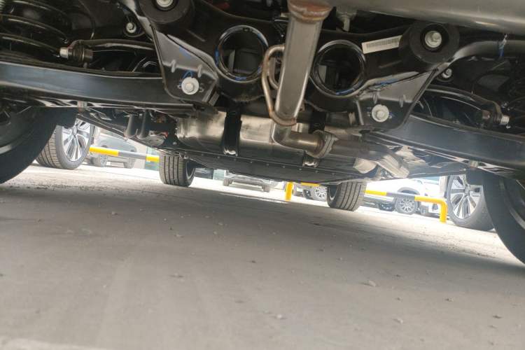 Used Landian E5 PLUS 2026 Model 230km Ultra-Long-Range Version Ultra 7-seater Chassis Rear