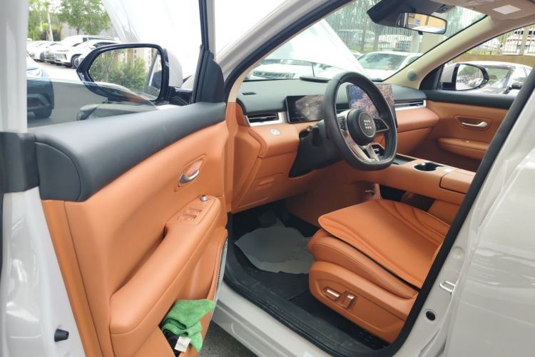 Used Landian E5 PLUS 2026 Model 230km Ultra-Long-Range Version Ultra 7-seater Driver Seat