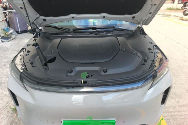 Used Landian E5 PLUS 2026 Model 230km Ultra-Long-Range Version Ultra 7-seater Engine Bay
