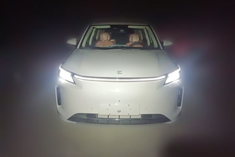 Used Landian E5 PLUS 2026 Model Standard-Range All-Wheel-Drive Performance Version Ultra Front