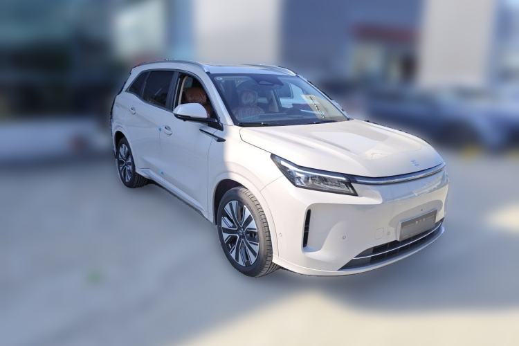 Used Landian E5 PLUS 2026 Model 230km Ultra-Long-Range Version Ultra 7-seater Front Right 45 Deg