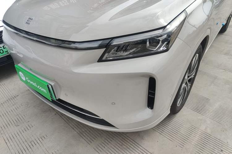 Used Landian E5 PLUS 2026 Model 230km Ultra-Long-Range Version Ultra 7-seater Left Front Headlight