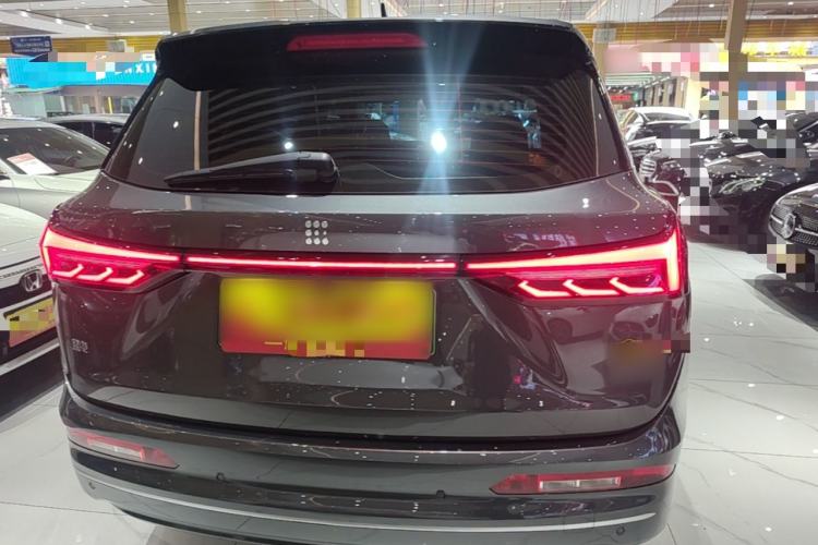 Used Landian E5 PLUS 2026 Model, 165km Long-Range First-Adoption Edition Max, 5-seater Rear