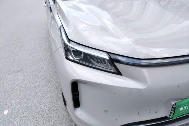 Used Landian E5 PLUS 2026 Model 230km Ultra-Long-Range Version Ultra 7-seater Right Front Headlight
