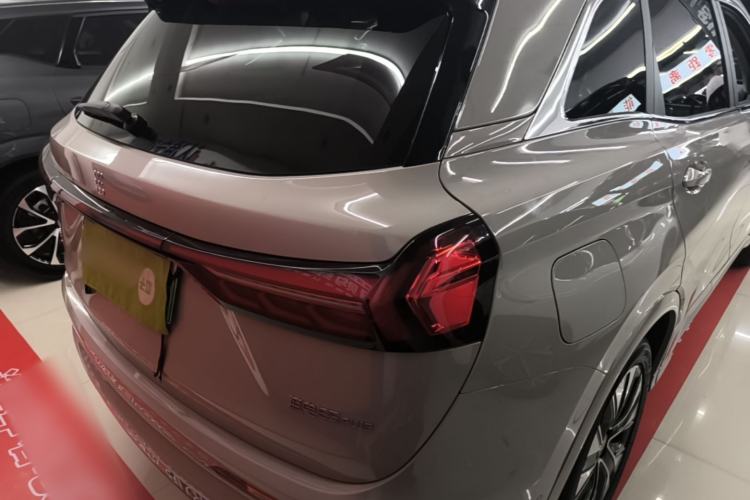 Used Landian E5 PLUS 2026 Model Standard-Range All-Wheel-Drive Performance Version Ultra Right Rear Taillight