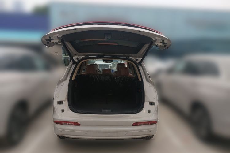 Used Landian E5 PLUS 2026 Model 230km Ultra-Long-Range Version Ultra 7-seater Trunk