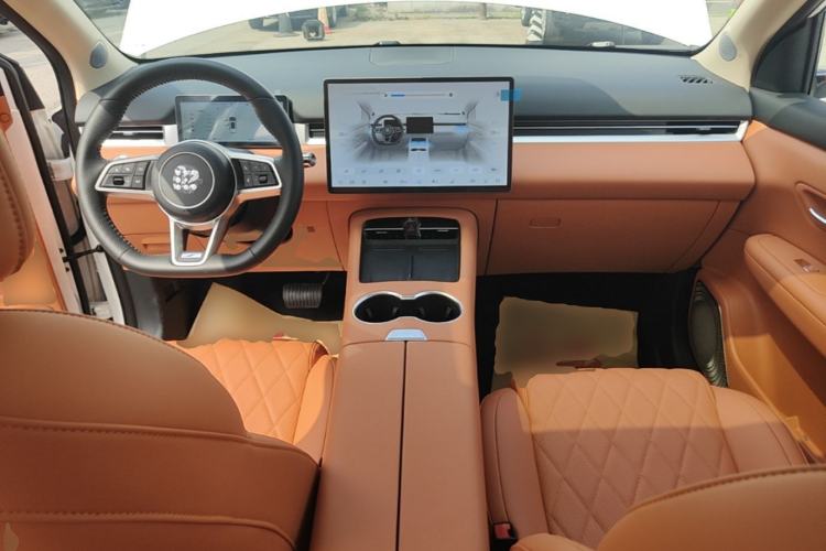 Used Landian E5 PLUS 2026 Model, 165km Long-Range First-Adoption Edition Max, 7-seater Center Console