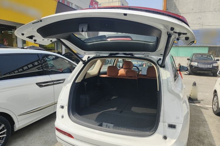 Used Landian E5 PLUS 2026 Model, 165km Long-Range First-Adoption Edition Max, 7-seater Trunk