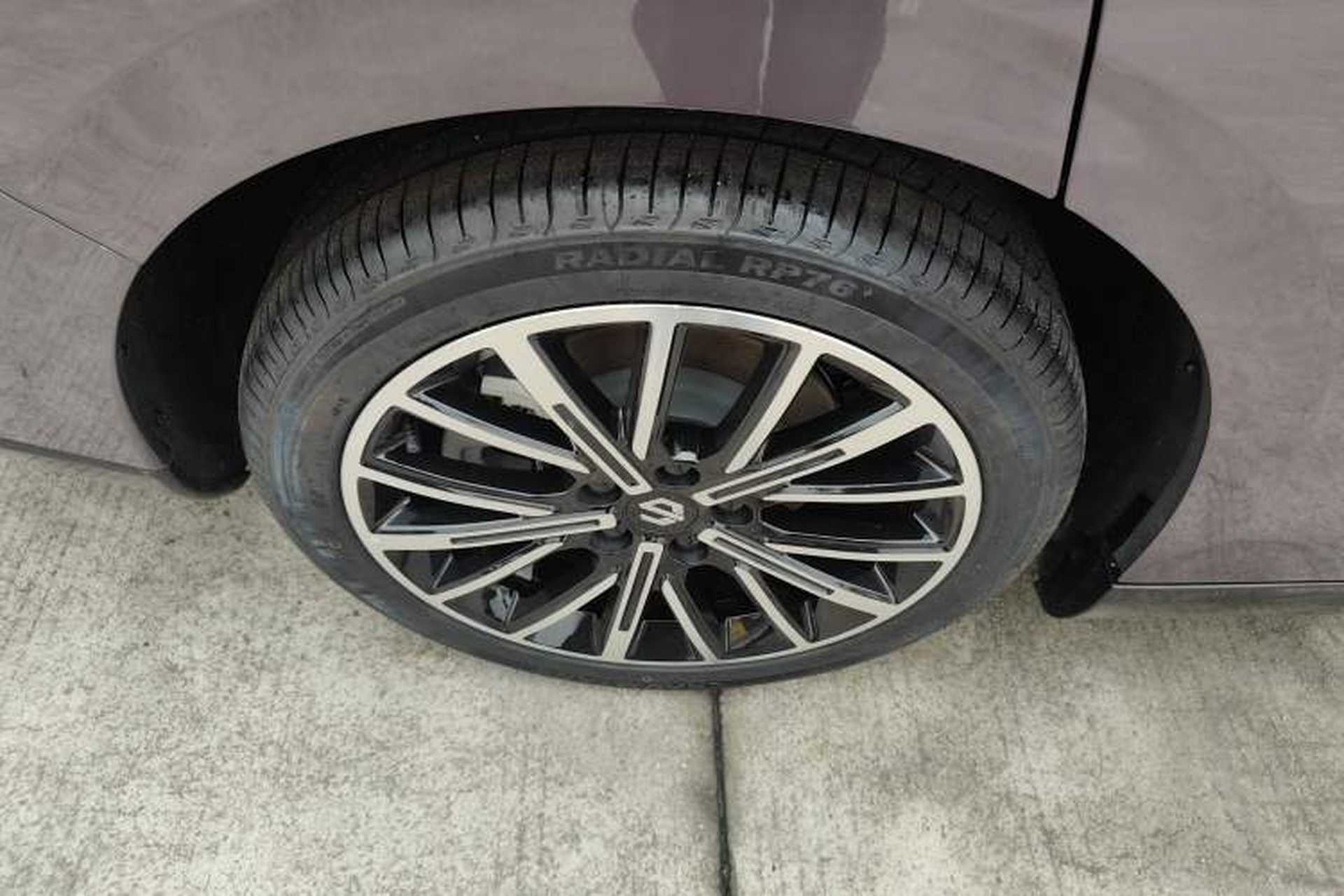 Used Leapmotor B01 2025 650 LiDAR Edition Right Rear Wheel Hub