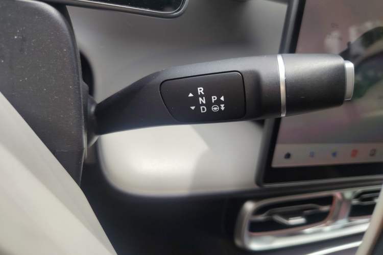 Used Leapmotor B01 2025 550 Enjoyment Edition Gear Lever