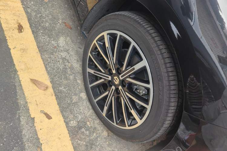 Used Leapmotor B01 2025 650 Enjoyment Edition Right Front Wheel Hub