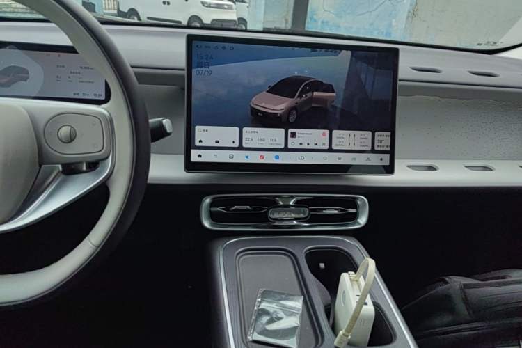 Used Leapmotor B01 2025 550 LiDAR Edition Audio And AC Panel