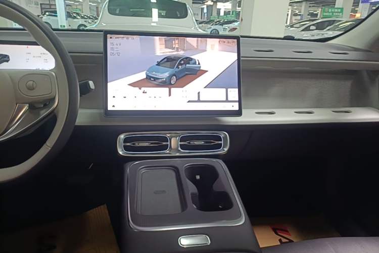 Used Leapmotor B01 2025 550 LiDAR Edition Audio And AC Panel