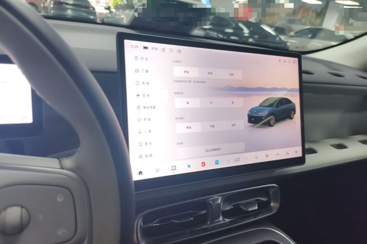 Used Leapmotor B01 2025 550 LiDAR Edition Audio And AC Panel