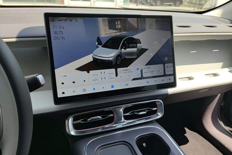 Used Leapmotor B01 2025 550 LiDAR Edition Audio And AC Panel