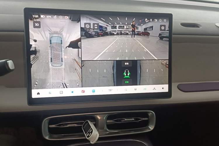 Used Leapmotor B01 2025 550 LiDAR Edition Audio And AC Panel