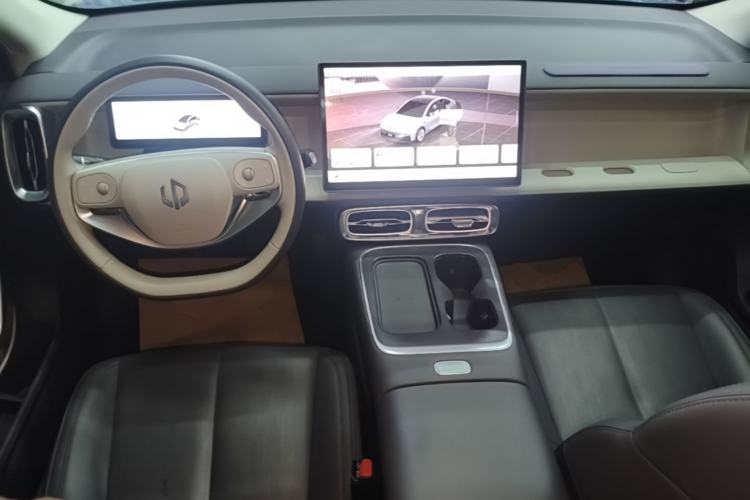Used Leapmotor B01 2025 550 LiDAR Edition Center Console